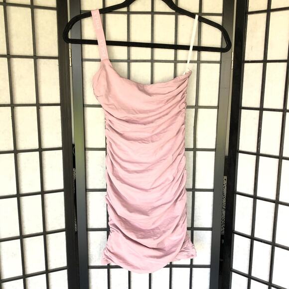 Oh Polly One And Only One Shoulder Asymmetrical
Bodycon Mini Dress In Mauve - Picture 3 of 6